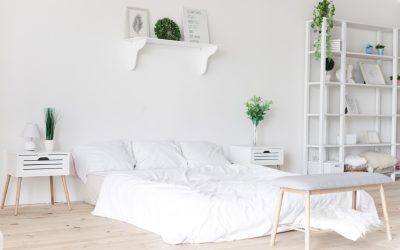 Mur blanc : à vous de décorer !