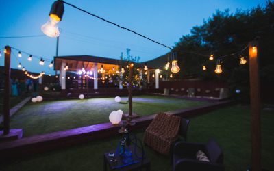 Comment créer un espace extérieur idéal pour les soirées estivales