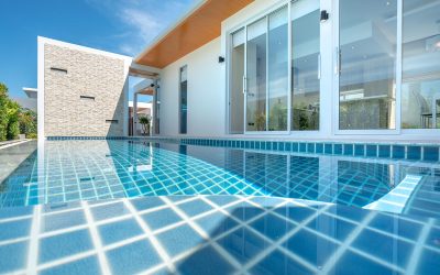 5 astuces pour augmenter la température de votre piscine